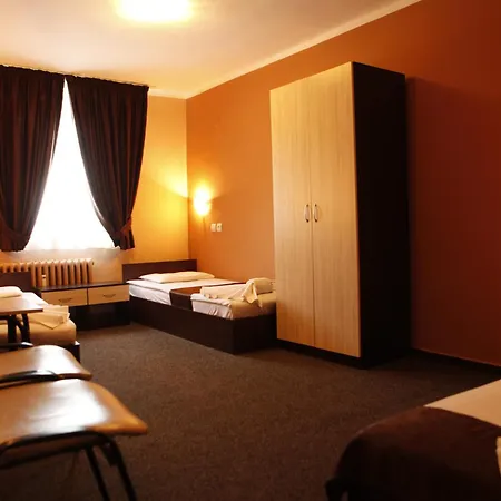 Edona Hotel